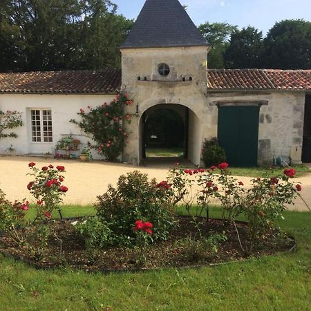 Chaniers Le Logis Du Plessis Bed & Breakfast エクステリア 写真