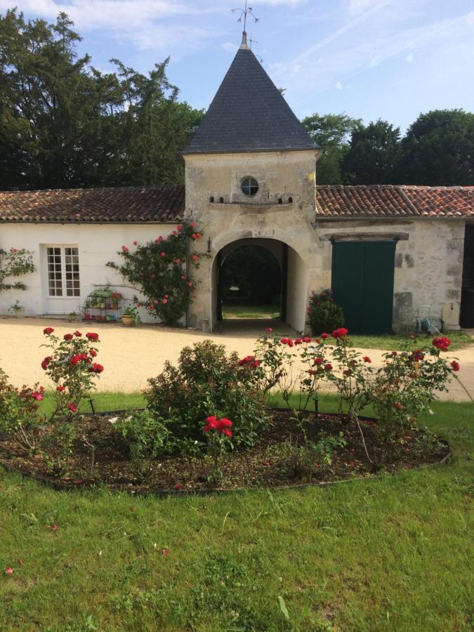 Chaniers Le Logis Du Plessis Bed & Breakfast エクステリア 写真