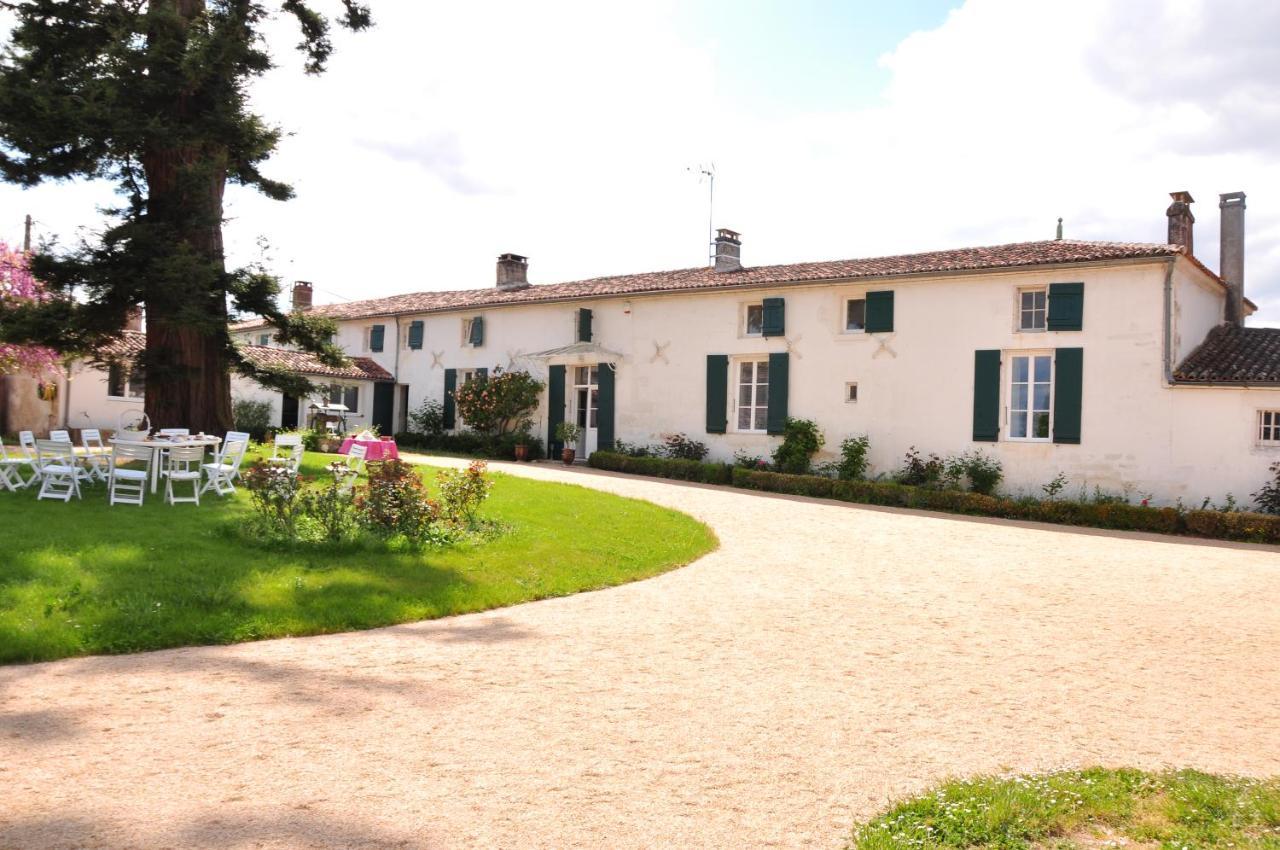 Chaniers Le Logis Du Plessis Bed & Breakfast エクステリア 写真