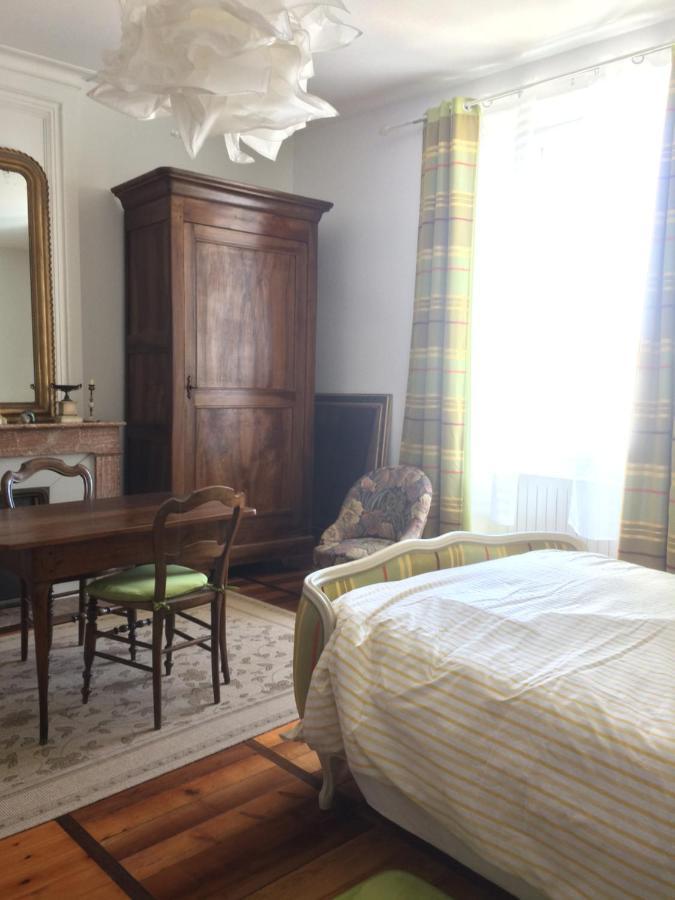 Chaniers Le Logis Du Plessis Bed & Breakfast エクステリア 写真