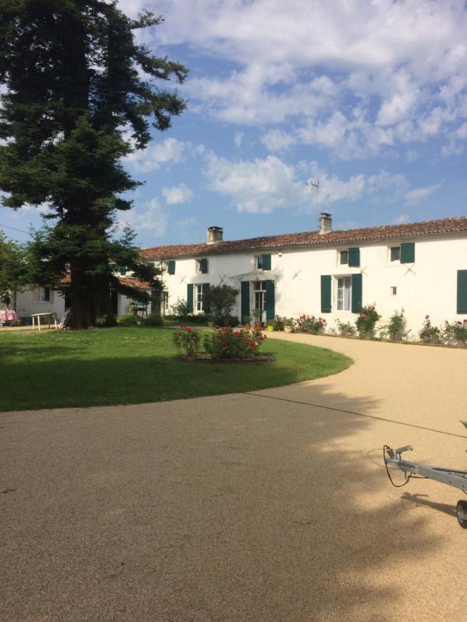 Chaniers Le Logis Du Plessis Bed & Breakfast エクステリア 写真
