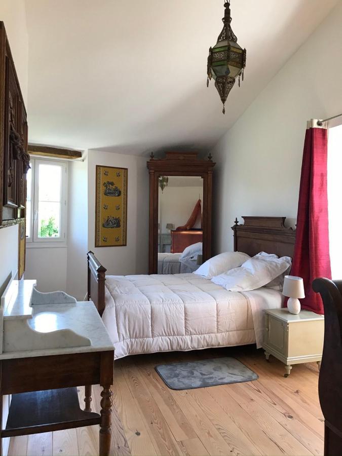 Chaniers Le Logis Du Plessis Bed & Breakfast エクステリア 写真